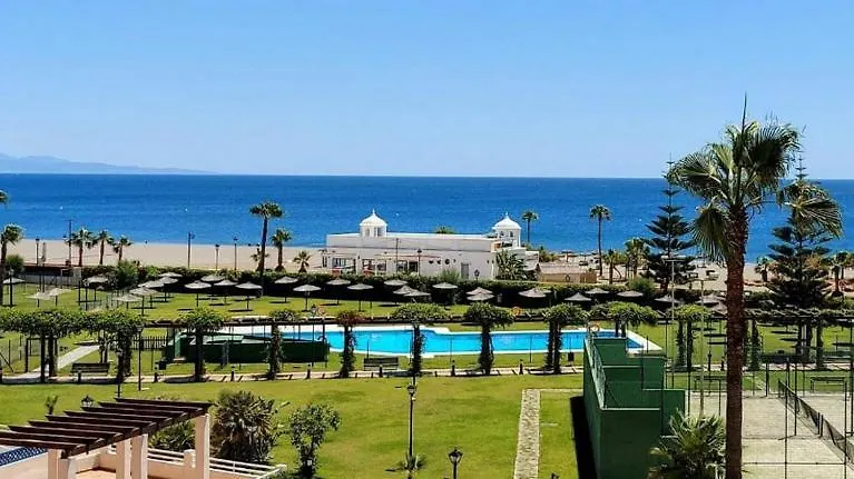 La Noria Playa Sabinillas - Beachfront Apartment サン・ルイス・デ・サビニリャス