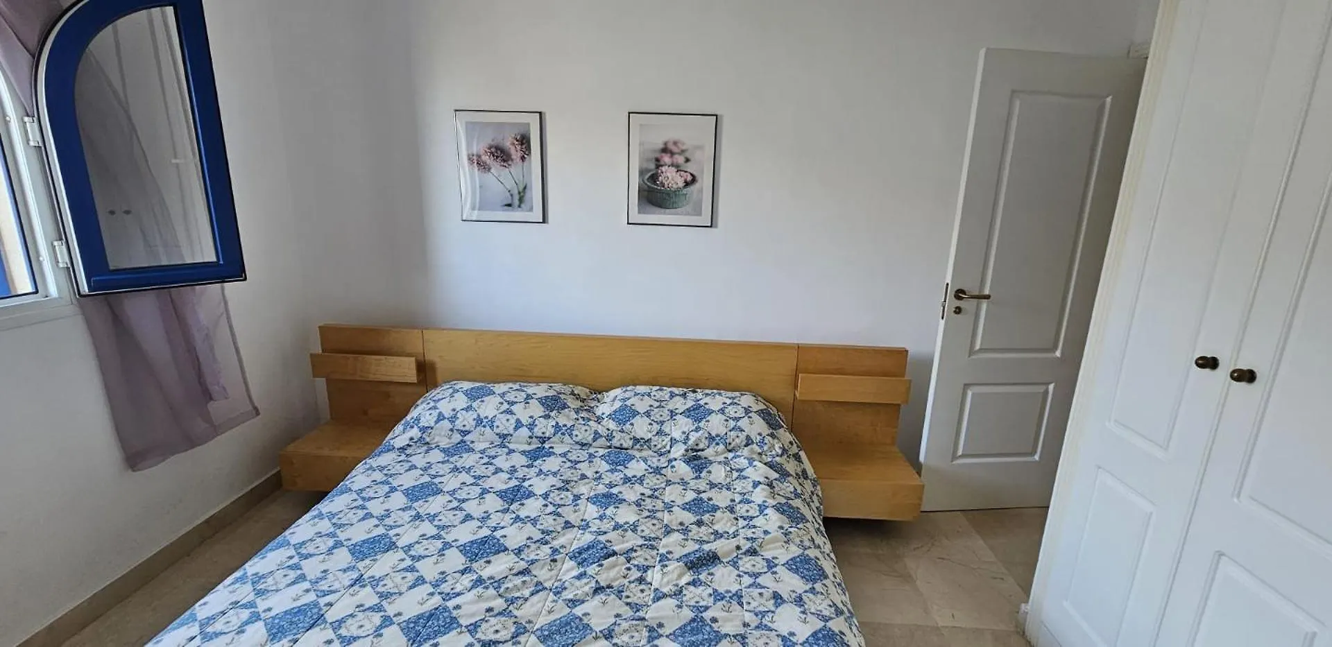 La Noria Playa Sabinillas - Beachfront Apartment サン・ルイス・デ・サビニリャス